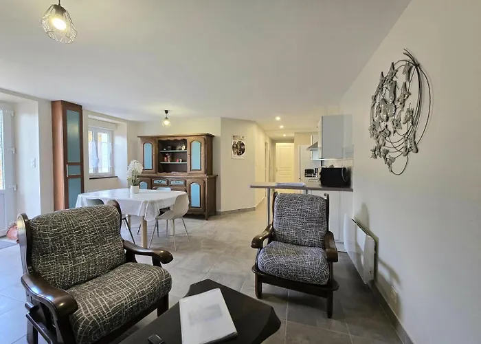 Semesterbostad Chez Eugenie *